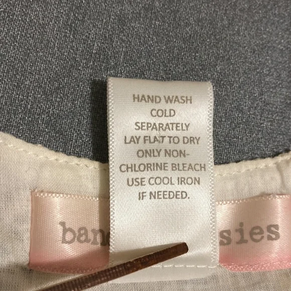 Band of Gypsies Boho Sheer
Lightweight lace lined Vest Size M cream/ivory color - Picture 7 of 11